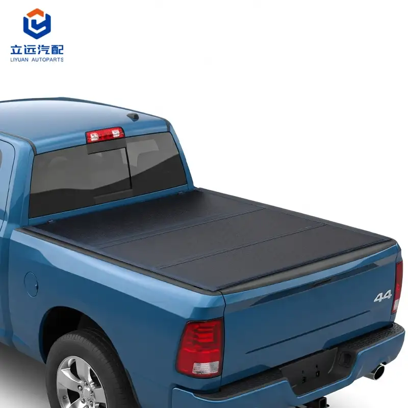 Nízkoprofilový pevný Tri-Fold kryt tonneau pre Dodge Ram